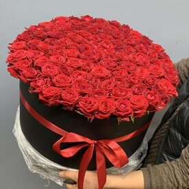 101 Роза в коробке