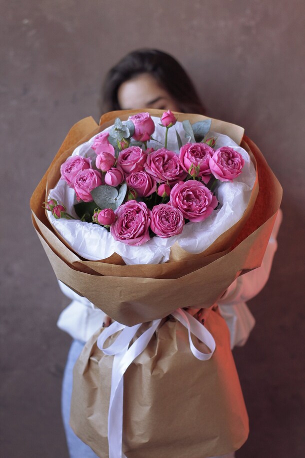 Кустовые розы мистик баболс в размере s, артикул F1363564 - 3890 рублей, доставка по городу. Flawery - доставка цветов