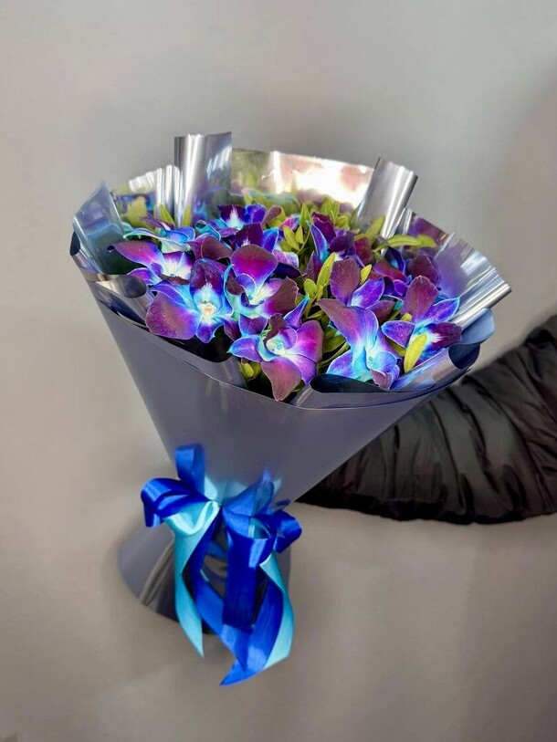 Эксклюзивный, космический дендробиум🚀🔭, артикул F1238567 - 5264 рублей, доставка по городу. Flawery - доставка цветов