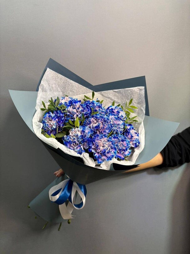 Букет с космическим диантусом, артикул F1337121 - 4525 рублей, доставка по городу. Flawery - доставка цветов