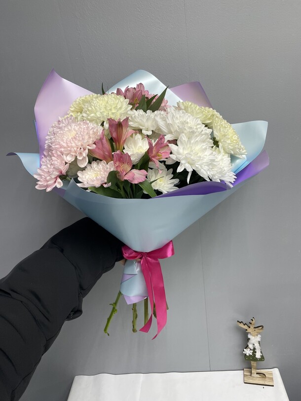 Яркий микс, артикул F1317273 - 2500 рублей, доставка по городу. Flawery - доставка цветов