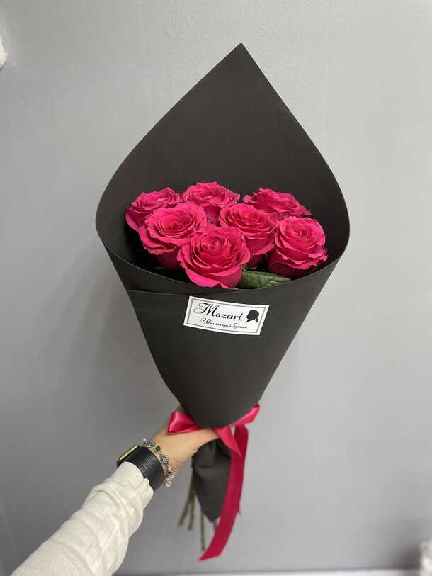 Семь роз, артикул F1324792 - 1990 рублей, доставка по городу. Flawery - доставка цветов