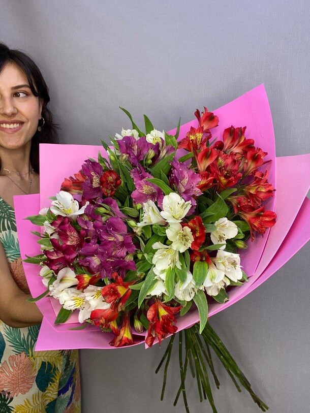 Альстромерия, артикул F1247107 - 11999 рублей, доставка по городу. Flawery - доставка цветов