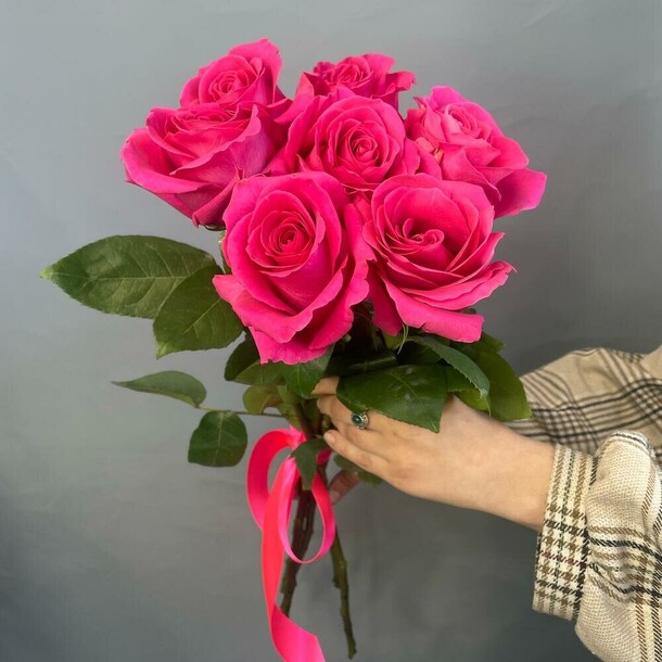 Ароматные розы пинк флойд, артикул F1192275 - 3150 рублей, доставка по городу. Flawery - доставка цветов