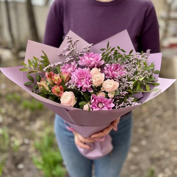 Букет "мелодия цветов", артикул F1105674 - 3500 рублей, доставка по городу. Flawery - доставка цветов