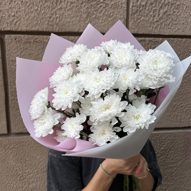 Букет хризантемы, артикул F1447222 - 3268 рублей, доставка по городу. Flawery - доставка цветов