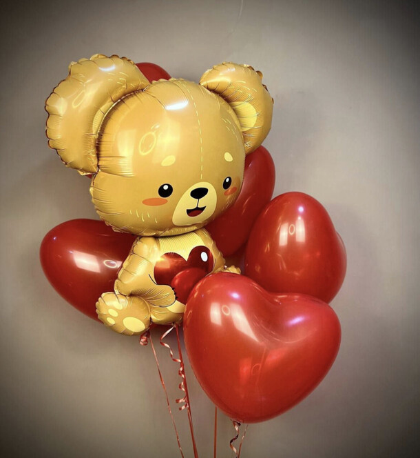 Влюблённый медвежонок, артикул F1171158 - 2455 рублей, доставка по городу. Flawery - доставка цветов