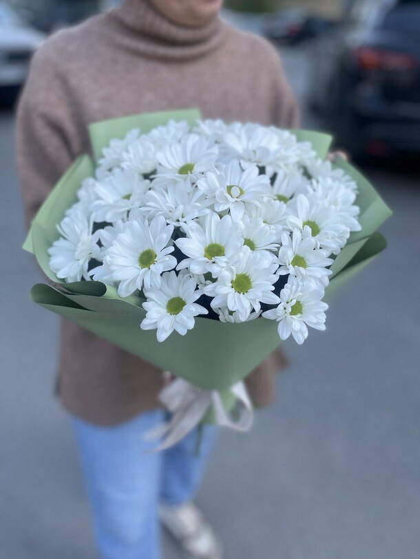 Букет ромашки, артикул F1190950 - 2950 рублей, доставка по городу. Flawery - доставка цветов