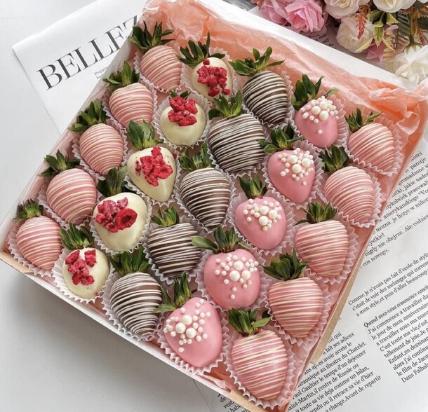 Клубника в шоколаде «персик», артикул F1395588 - 4900 рублей, доставка по городу. Flawery - доставка цветов