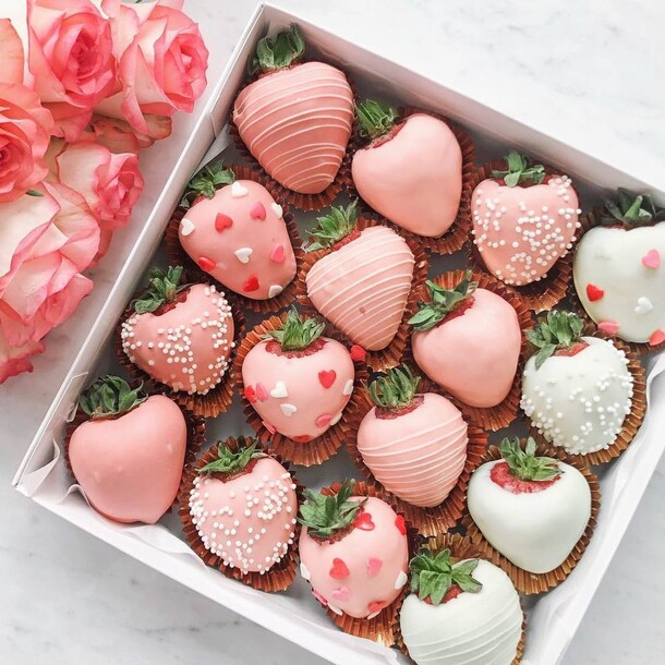 Клубника в шоколаде набор, артикул F154423 - 4100 рублей, доставка по городу. Flawery - доставка цветов