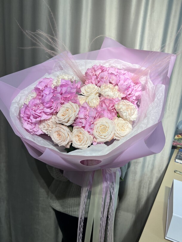 Облако любви, артикул F1267247 - 7950 рублей, доставка по городу. Flawery - доставка цветов