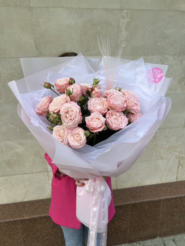 Пионовидные розы, артикул F1276070 - 3950 рублей, доставка по городу. Flawery - доставка цветов