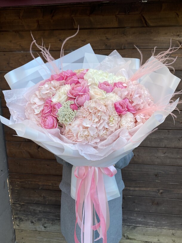 Самая красивая улыбка, артикул F1350259 - 15800 рублей, доставка по городу. Flawery - доставка цветов