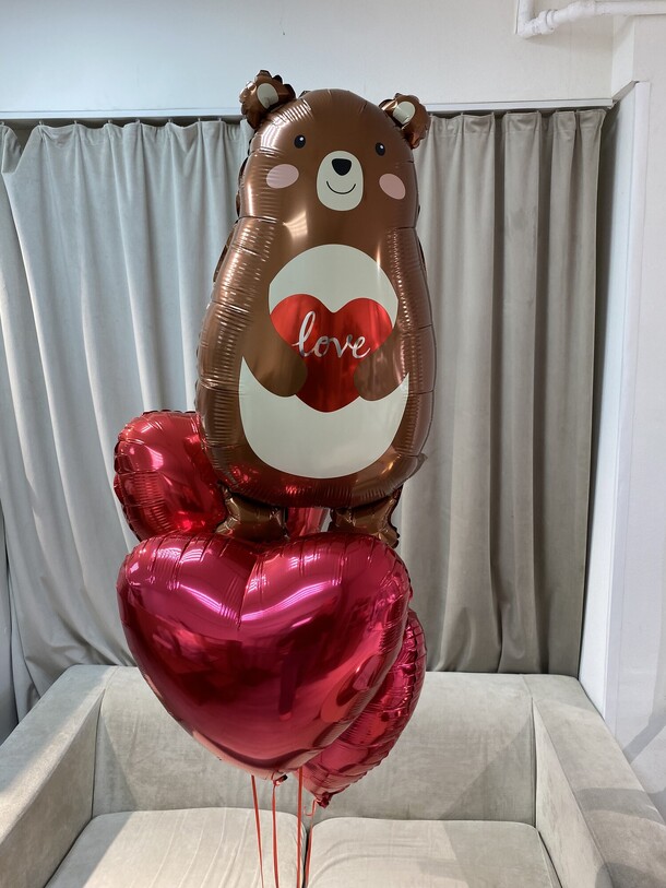 Мишка с сердечками, артикул F1374561 - 3190 рублей, доставка по городу. Flawery - доставка цветов