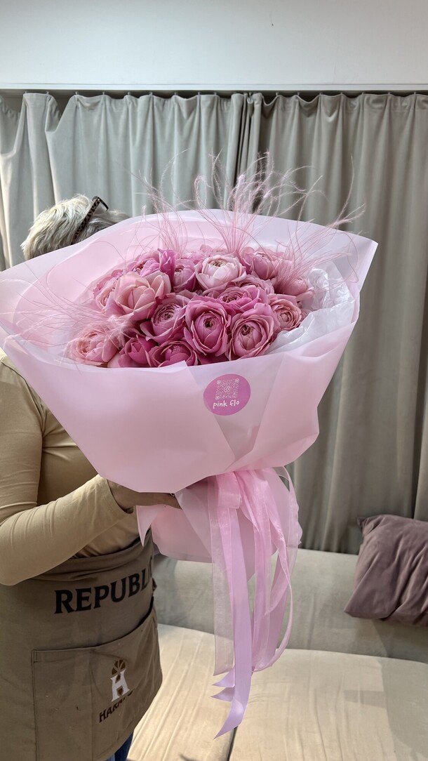 Первая любовь, артикул F1377325 - 8880 рублей, доставка по городу. Flawery - доставка цветов