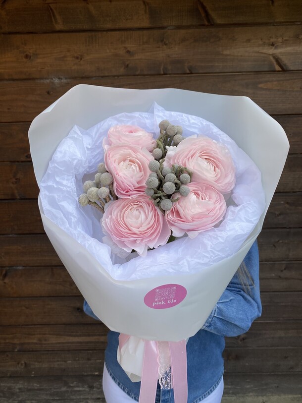 Нежная валентинка, артикул F1378016 - 6800 рублей, доставка по городу. Flawery - доставка цветов