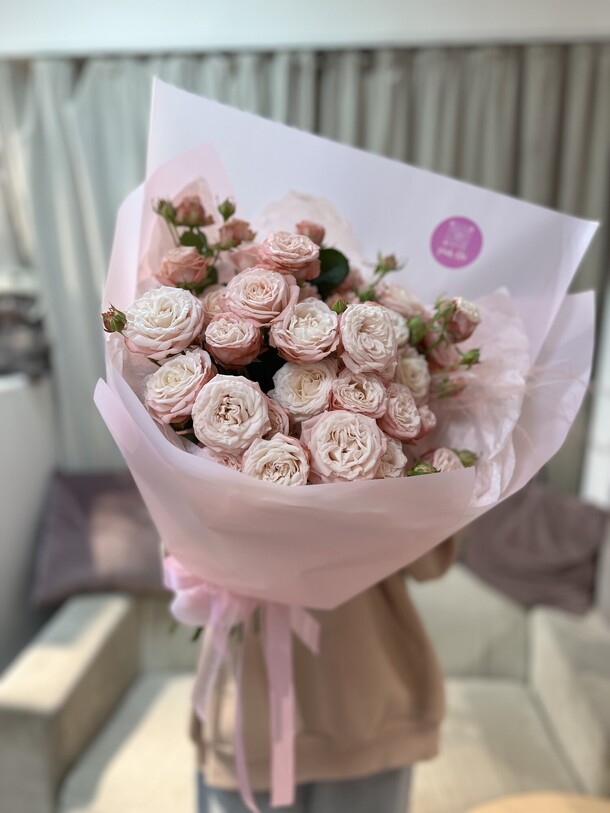 Нежные пион розы, артикул F1381725 - 7550 рублей, доставка по городу. Flawery - доставка цветов