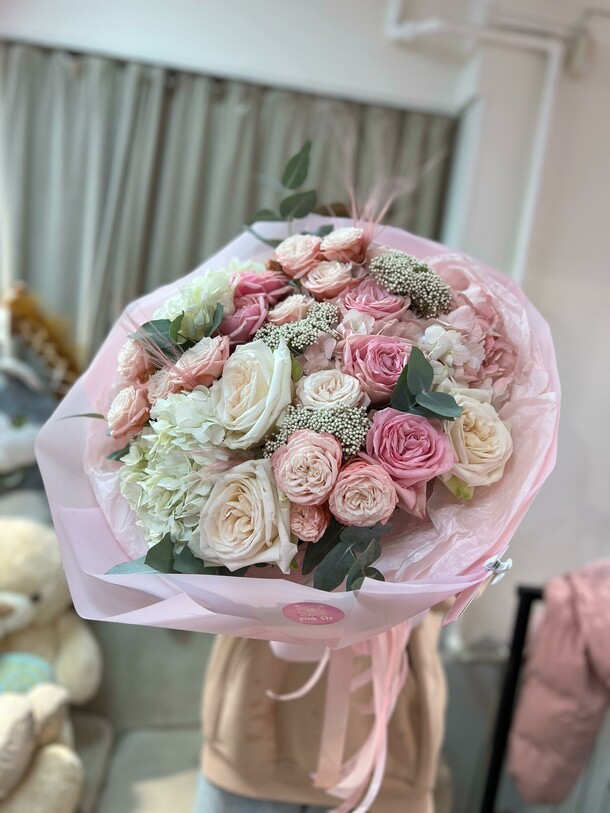 Пион розы гортензии озотамус, артикул F1386000 - 17500 рублей, доставка по городу. Flawery - доставка цветов