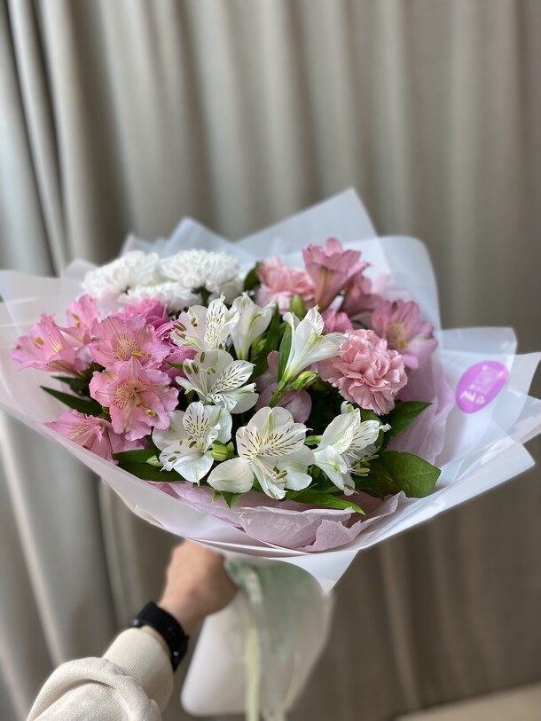 Альстромерия пион роза хризантема, артикул F1419994 - 2790 рублей, доставка по городу. Flawery - доставка цветов