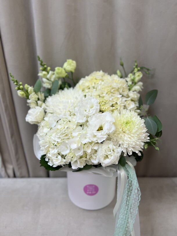 Когда ты рядом со мной это чистый кайф, артикул F1445697 - 6750 рублей, доставка по городу. Flawery - доставка цветов