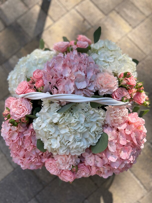 Корзина розовое облачко, артикул F1455060 - 15850 рублей, доставка по городу. Flawery - доставка цветов