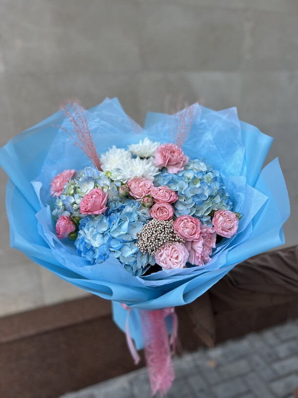 Нежные чувства, артикул F1457558 - 6890 рублей, доставка по городу. Flawery - доставка цветов