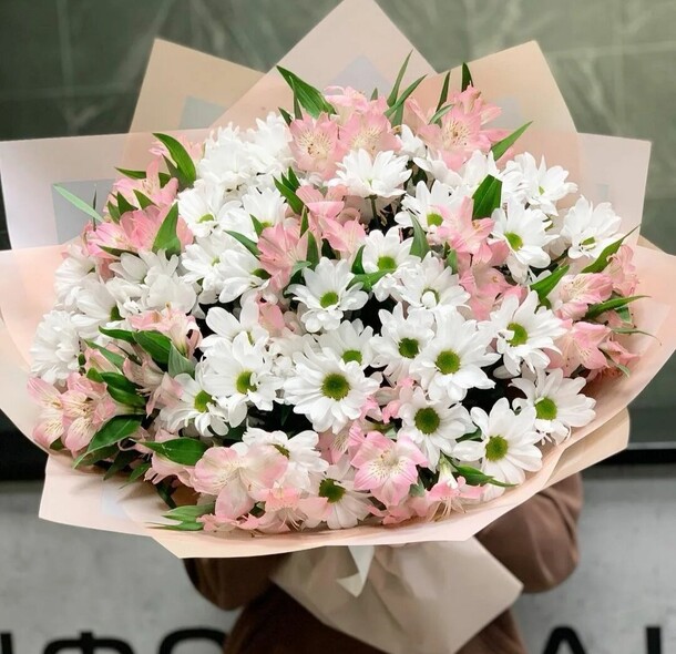 Сансара, артикул F1075741 - 11338 рублей, доставка по городу. Flawery - доставка цветов