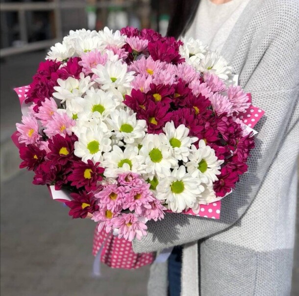 Радуга, артикул F1122356 - 8965 рублей, доставка по городу. Flawery - доставка цветов