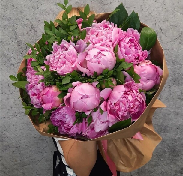 Нежный пион, артикул F1128361 - 22020 рублей, доставка по городу. Flawery - доставка цветов