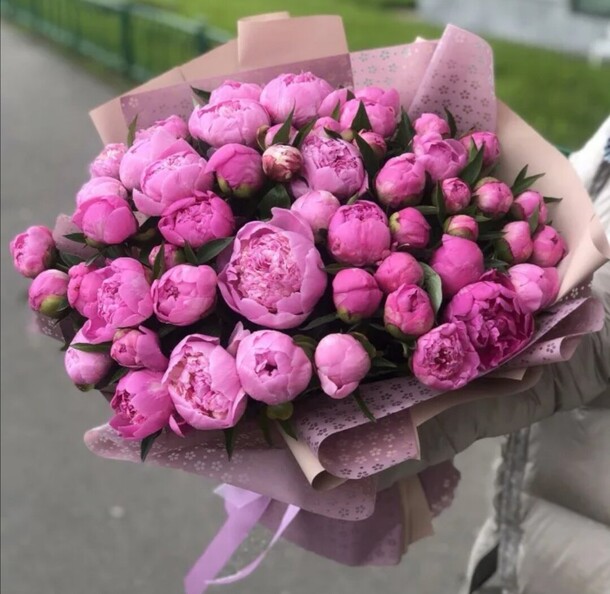 Пионовый бум, артикул F1128367 - 70932 рублей, доставка по городу. Flawery - доставка цветов