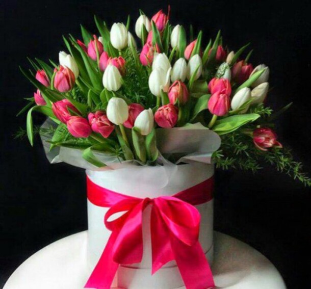 Радуга тюльпанов, артикул F1168380 - 15980 рублей, доставка по городу. Flawery - доставка цветов