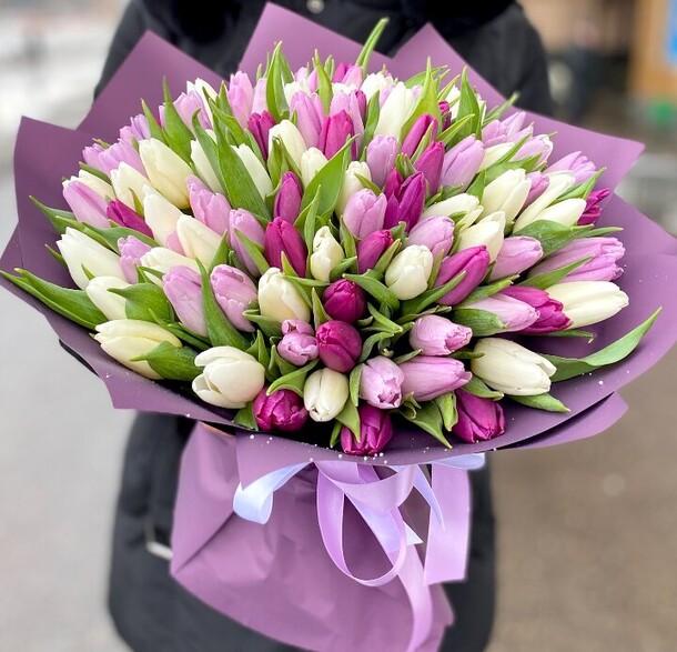 Взрывной характер, артикул F1172330 - 22020 рублей, доставка по городу. Flawery - доставка цветов