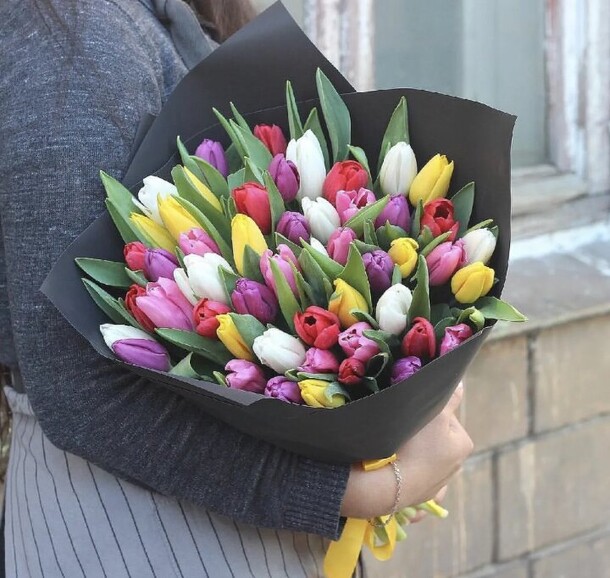 Яркая вспышка, артикул F1172334 - 13252 рублей, доставка по городу. Flawery - доставка цветов