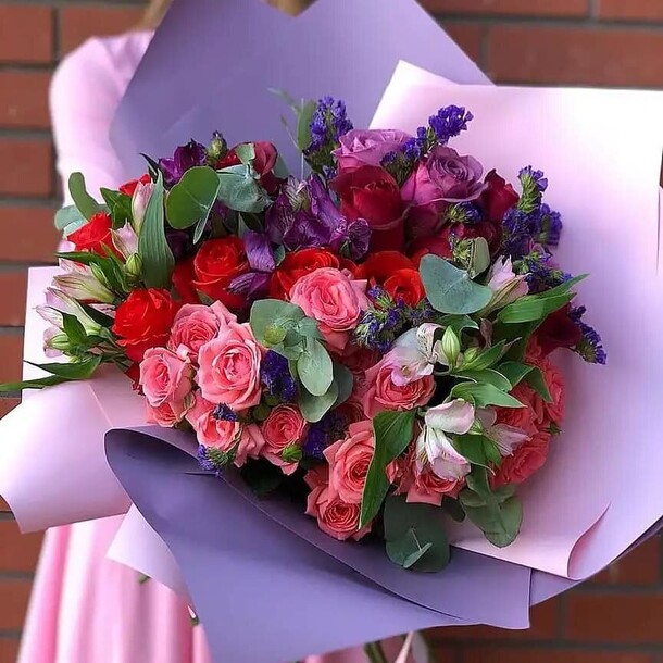 Букет №5, артикул F1077889 - 6075 рублей, доставка по городу. Flawery - доставка цветов