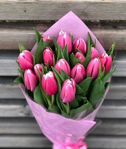 Букет свежих тюльпанов, артикул F1168287 - 4700 рублей, доставка по городу. Flawery - доставка цветов