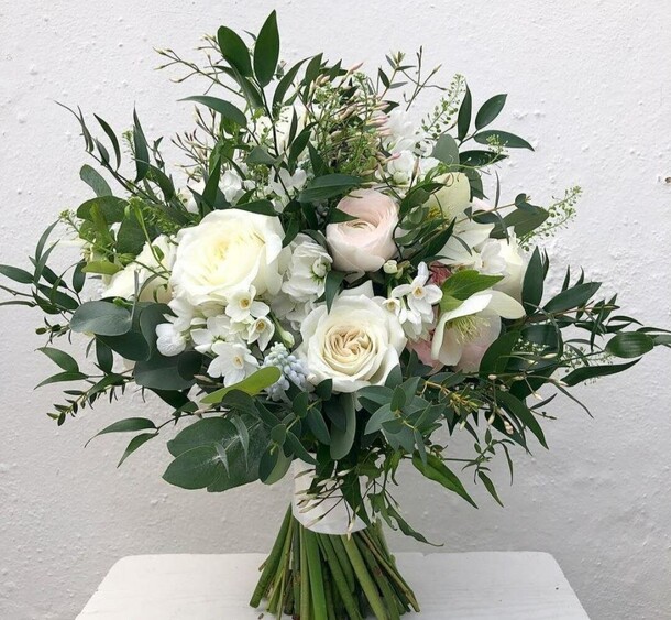 Букет невесты " снежная королева", артикул F1168952 - 11787 рублей, доставка по городу. Flawery - доставка цветов