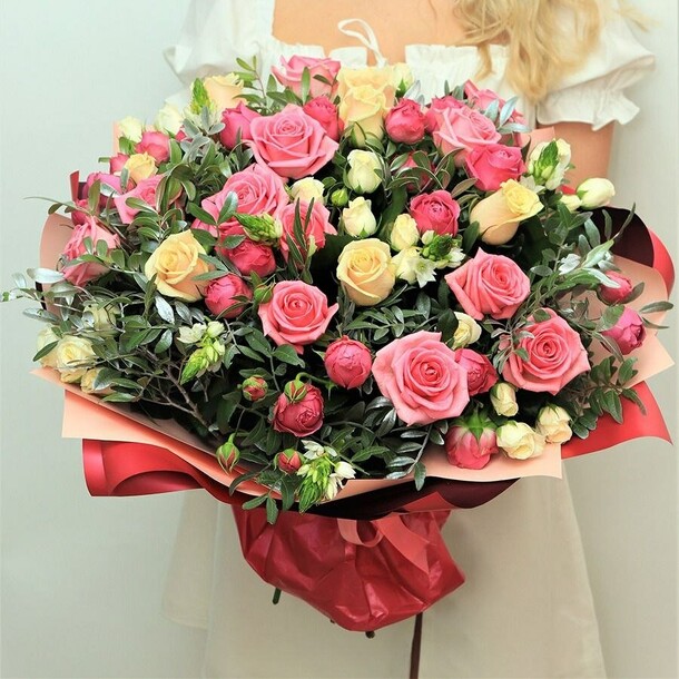 Букет цветов, артикул F1172102 - 6600 рублей, доставка по городу. Flawery - доставка цветов