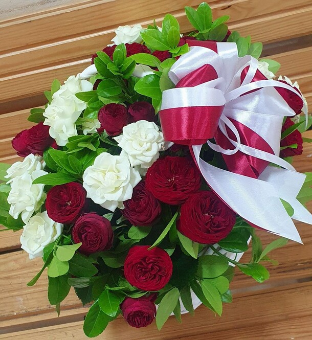 Розы в корзине «любовное послание», артикул F1194726 - 4600 рублей, доставка по городу. Flawery - доставка цветов