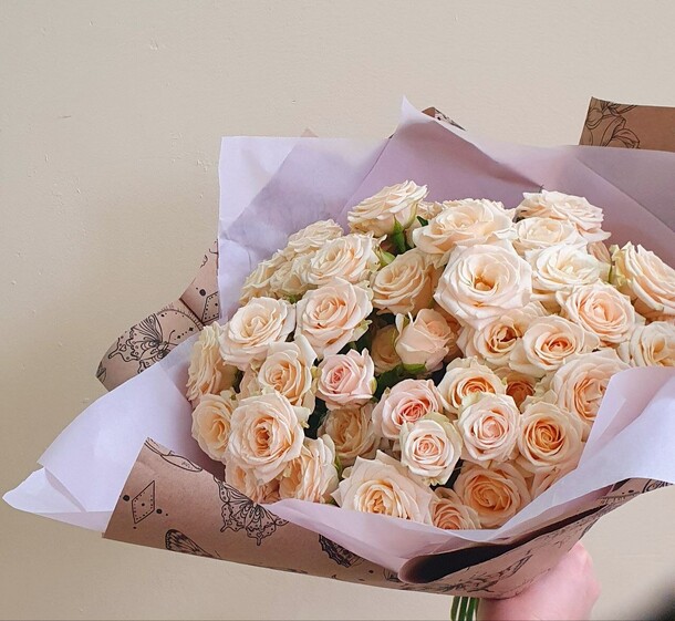 Букет «оттенок нежности», артикул F1194943 - 7950 рублей, доставка по городу. Flawery - доставка цветов