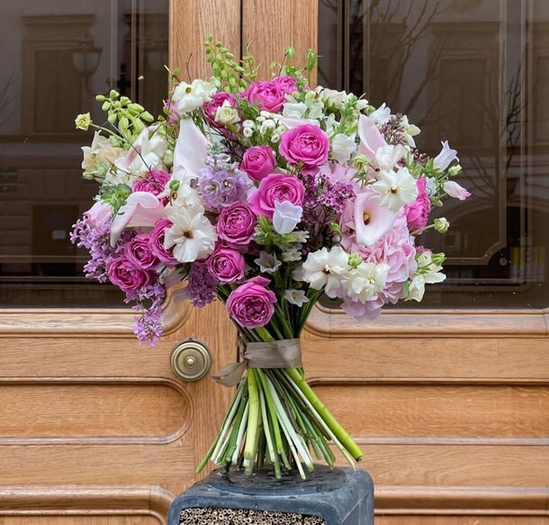 Букет «сладкий день», артикул F1196784 - 8350 рублей, доставка по городу. Flawery - доставка цветов