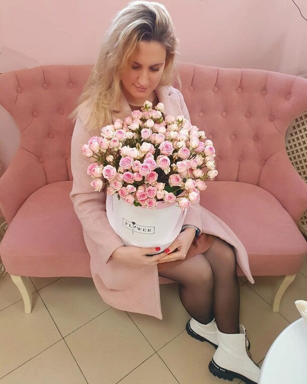 La rosa, артикул F1197871 - 15000 рублей, доставка по городу. Flawery - доставка цветов