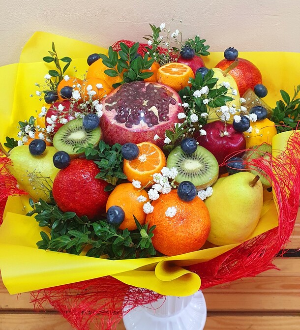 Гранатовый вкус, артикул F1201009 - 5100 рублей, доставка по городу. Flawery - доставка цветов