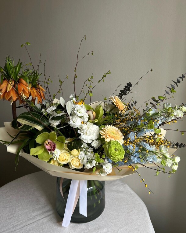 Букет «цветущий сад», артикул F1204312 - 8950 рублей, доставка по городу. Flawery - доставка цветов