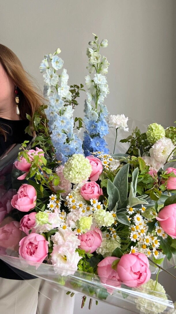 Авторский букет «сладкий сон», артикул F1204333 - 8590 рублей, доставка по городу. Flawery - доставка цветов