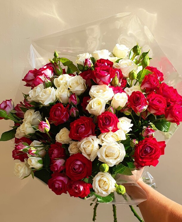 Букет роз «страсть и нежность», артикул F1207195 - 7500 рублей, доставка по городу. Flawery - доставка цветов