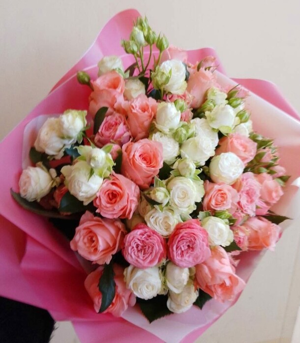 Букет роз, артикул F1219555 - 9000 рублей, доставка по городу. Flawery - доставка цветов