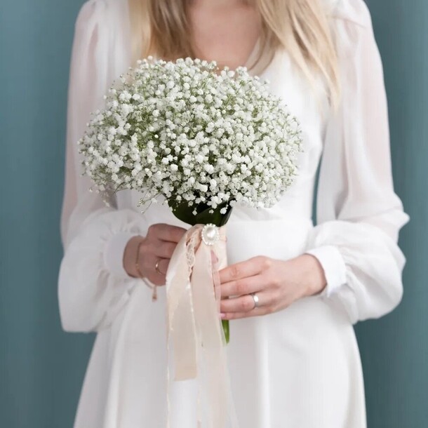 Букет невесты из гипсофилы, артикул F1227818 - 10688 рублей, доставка по городу. Flawery - доставка цветов