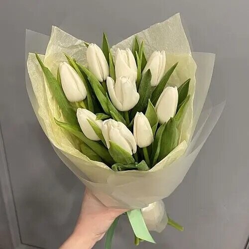 Букет белых тюльпанов, артикул F1238472 - 2800 рублей, доставка по городу. Flawery - доставка цветов