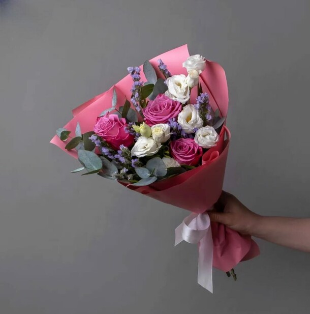 Авторский букет «magic», артикул F1271302 - 3650 рублей, доставка по городу. Flawery - доставка цветов