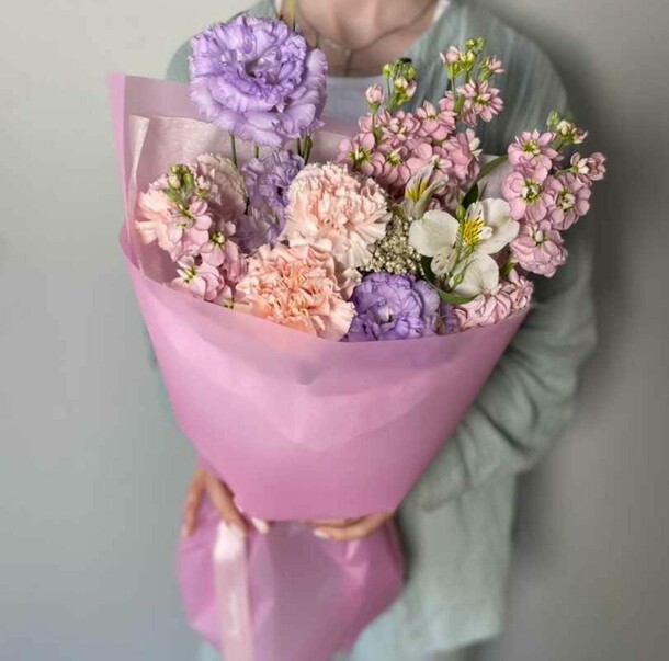 Авторский букет «любовь», артикул F1291310 - 5100 рублей, доставка по городу. Flawery - доставка цветов